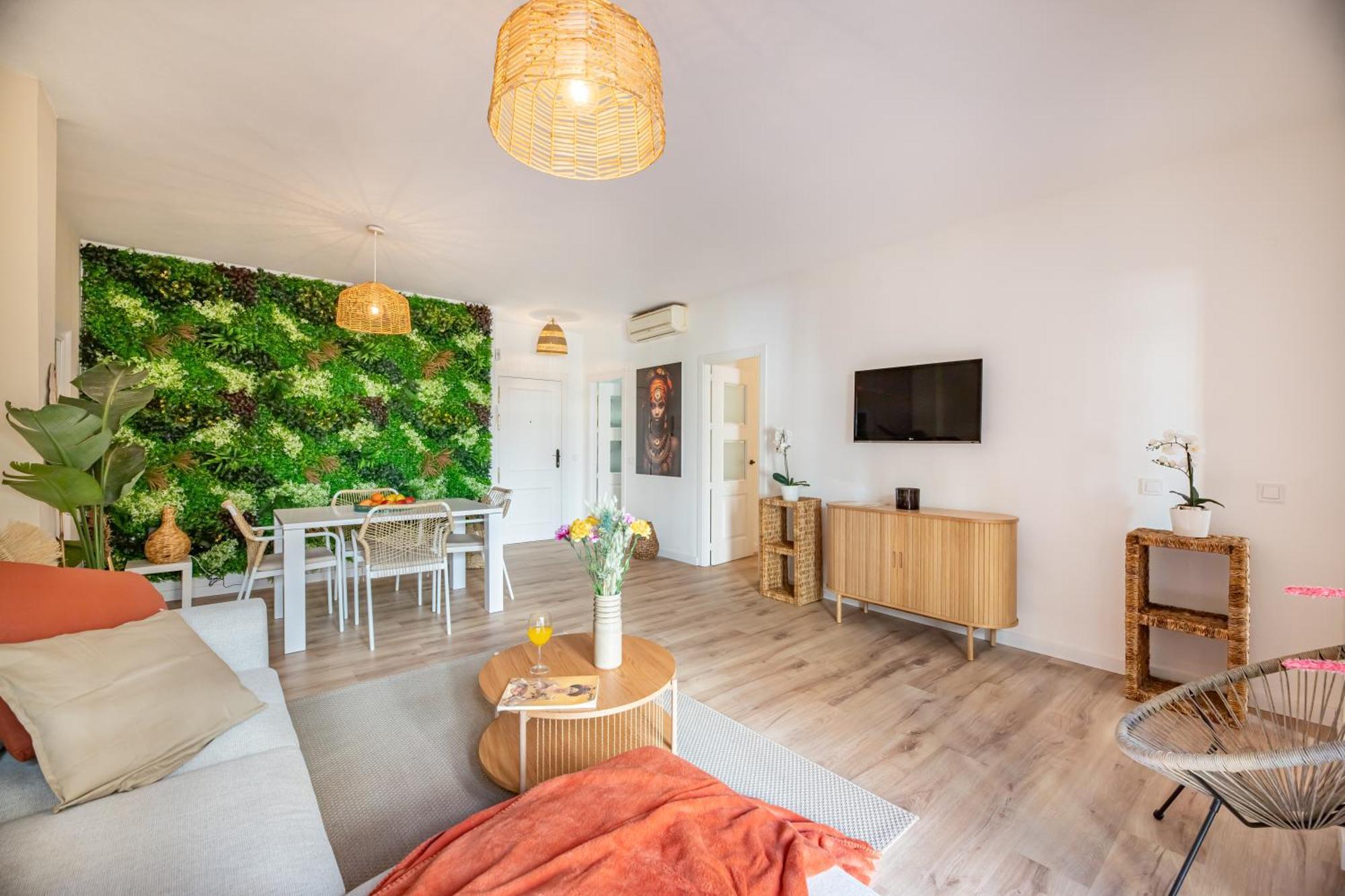Charming 4-Bedroom Apartment In Malaga'S Historic Center Exterior foto